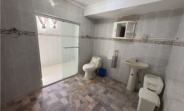 SE ALQUILA CASA CON PISCINA EN CHAME LAS LAJAS AMOBLADA