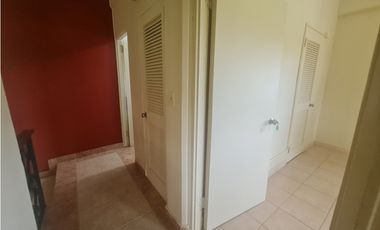 Venta de casa en Residencial Espinar, Colón