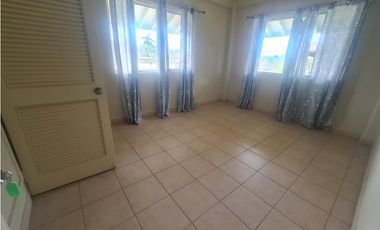Venta de casa en Residencial Espinar, Colón