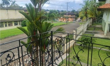 Venta de casa en Residencial Espinar, Colón