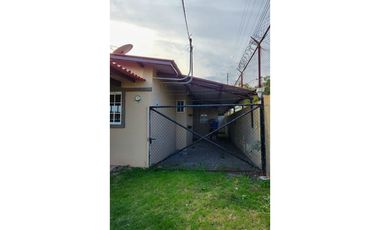 VENDO CASA EN LA CHORRERA, EN RESIDENCIAL