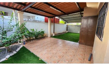 VENDO CASA EN LA CHORRERA, EN RESIDENCIAL
