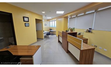 OFICINA EN VENTA O ALQUILER – PH BAY VIEW-JR