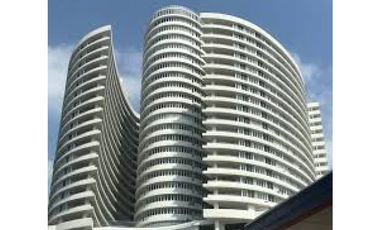 OFICINA EN VENTA O ALQUILER – PH BAY VIEW-JR