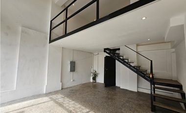 ALQUILER DE LOCAL COMERCIAL EN AVENIDA B