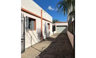 VENTA CASA 2 DORMITORIOS AV DE LAS AMÉRICAS