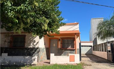 VENTA CASA 2 DORMITORIOS AV DE LAS AMÉRICAS