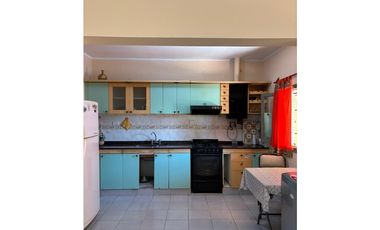 VENTA CASA 2 DORMITORIOS AV DE LAS AMÉRICAS