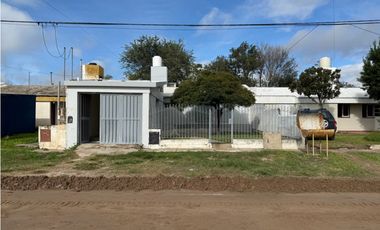 Alquiler casa 4 Dormitorios,Intendente Ferrero de Rio Tercero