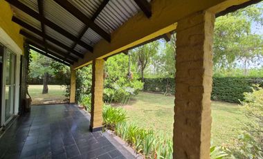 Casa Quinta 3 Ambientes VENTA Lobos Parque