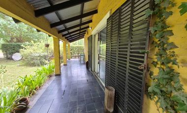 Casa Quinta 3 Ambientes VENTA Lobos Parque