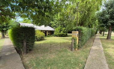 Casa Quinta 3 Ambientes VENTA Lobos Parque
