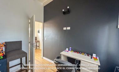 Casa 5 ambientes de 135m² en venta con cochera en Temperley