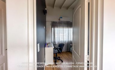 Casa 5 ambientes de 135m² en venta con cochera en Temperley