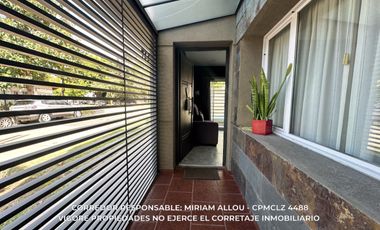 Casa 5 ambientes de 135m² en venta con cochera en Temperley
