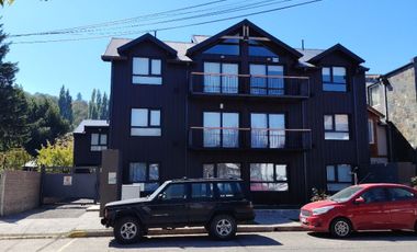 FINA PATAGONIA. Departamento en alquiler c/ cochera en San Martin de los Andes