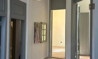 PH 4 amb. en venta en San Cristóbal en duplex reciclado a nuevo