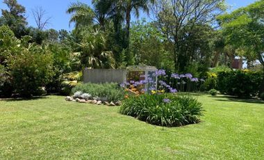 CASA LUMINOSA EN UNA PLANTA CLUB DE CAMPO EL PASO