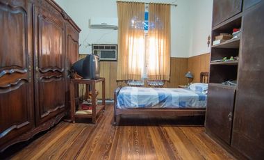 DOS PROPIEDADES - A RESTAURAR EN CTRO SUR!