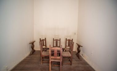 DOS PROPIEDADES - A RESTAURAR EN CTRO SUR!