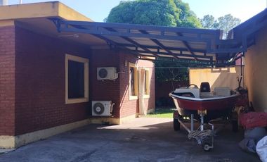 Se Vende Casa-3 dorm-Centro-Villa Ocampo