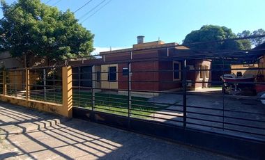 Se Vende Casa-3 dorm-Centro-Villa Ocampo