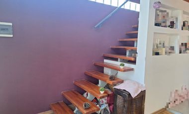 PH 4 ambientes y patio en venta en Tapiales