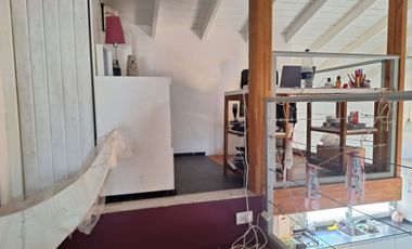 PH 4 ambientes y patio en venta en Tapiales