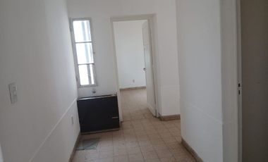 VENTA CASA CENTRICA 3 DORMITORIOS CAPITAL