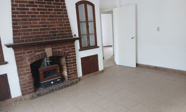 VENTA CASA CENTRICA 3 DORMITORIOS CAPITAL
