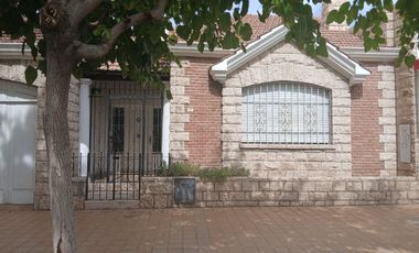 VENTA CASA CENTRICA 3 DORMITORIOS CAPITAL