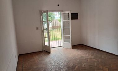 VENTA CASA CENTRICA 3 DORMITORIOS CAPITAL