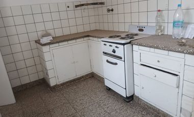 VENTA CASA CENTRICA 3 DORMITORIOS CAPITAL