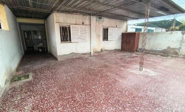 Casa de 3 habitaciones. B° Comercio, Santa Lucia