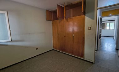 Casa de 3 habitaciones. B° Comercio, Santa Lucia