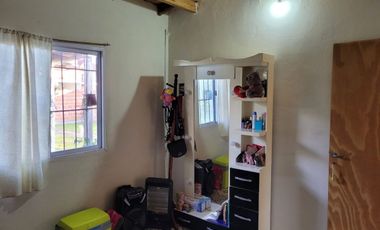 VENTA CASA 4 AMBIENTES CON COCHERA EN LA UNIÓN