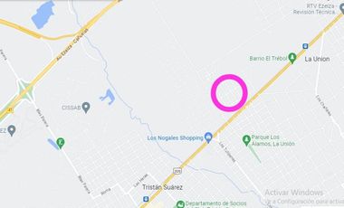 VENTA CASA 4 AMBIENTES CON COCHERA EN LA UNIÓN