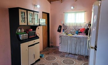 VENTA CASA 4 AMBIENTES CON COCHERA EN LA UNIÓN