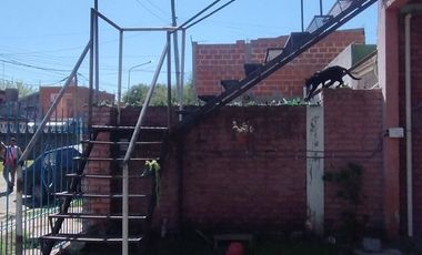 Venta PH 3 Ambientes en Moron con Balcon