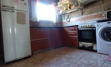 Venta PH 3 Ambientes en Moron con Balcon
