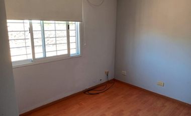 ALQUILER PH DE 3 AMB. C/COCHERA Y TERRAZA