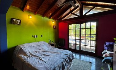 CASA 4 AMBIENTES VENTA GLEW PILETA LOCAL Y GARAJE