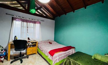 CASA 4 AMBIENTES VENTA GLEW PILETA LOCAL Y GARAJE