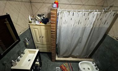 CASA 4 AMBIENTES VENTA GLEW PILETA LOCAL Y GARAJE