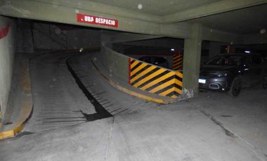 Cochera Cubierta en Venta en Adrogué Centro