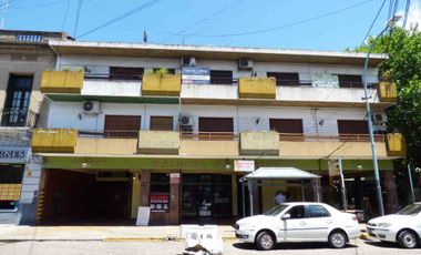 Cochera Cubierta en Venta en Adrogué Centro