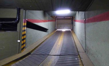 Cochera Cubierta en Venta en Adrogué Centro