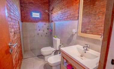 CASA EN VENTA  BARRIO RESIDENCIAL RIBERA DE ANDINO