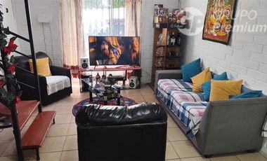 Casa en Venta en Los Pehuenes / Alcaldesa Elisa Alvarez/ av Colo Colo