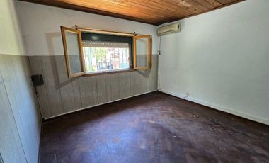 VENTA PH 3 AMB A REFACCIONAR EN VALENTIN ALSINA